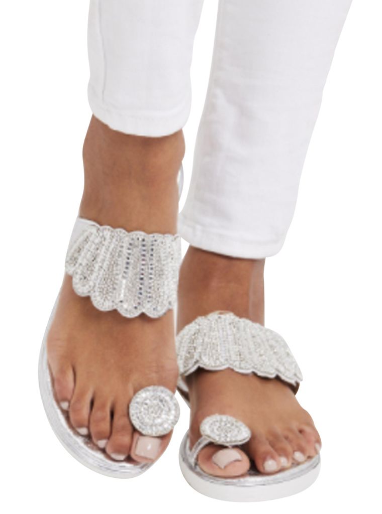 Sandaler med lille hæl og sten - design og god komfort!